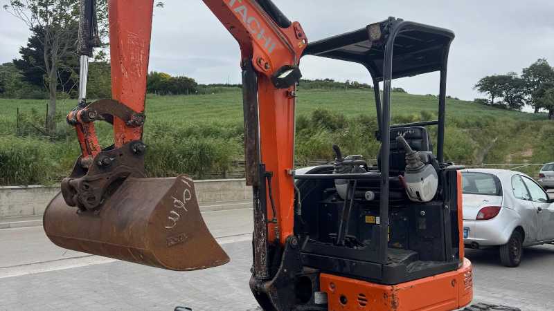 OmecoHub - HITACHI ZX26U-5AYR